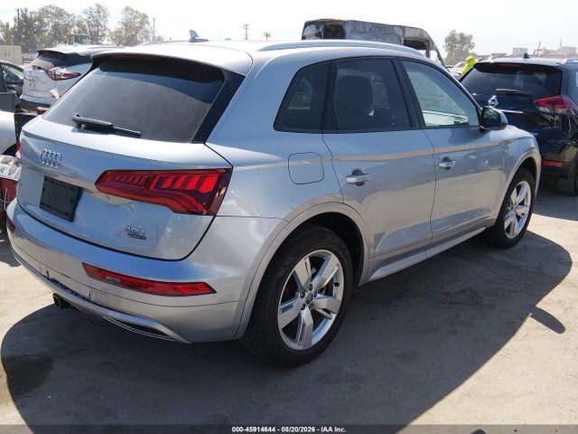 WA1ANAFY8J2077000 Audi Q5 2.0t Premium/2.0t Tech Premium