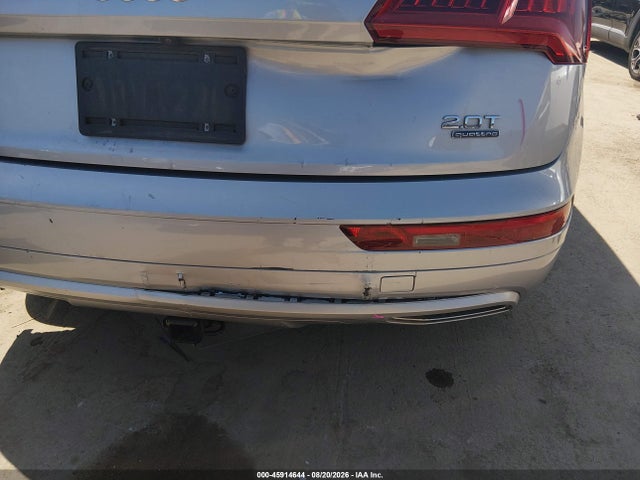 WA1ANAFY8J2077000 Audi Q5 2.0t Premium/2.0t Tech Premium
