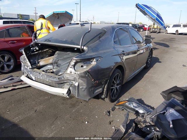 Toyota CAMRY SE 2022 4T1G11AK2NU641082 Image 4