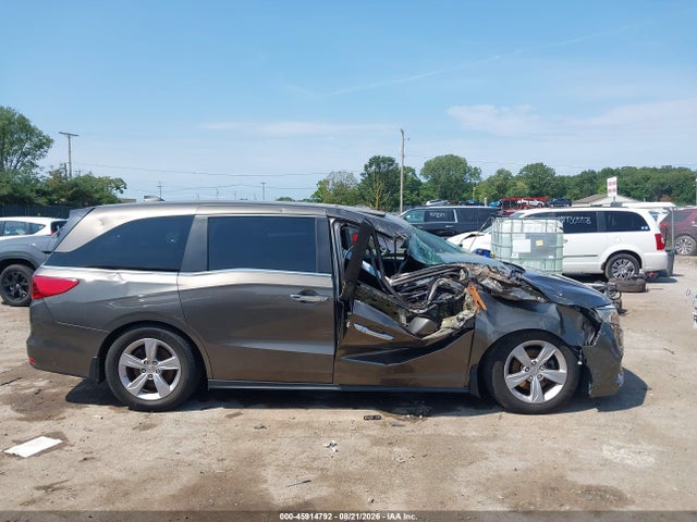 Продажа на аукционе авто 2019 Honda Odyssey Ex-l, vin: 5FNRL6H71KB003979, номер лота: 45914792