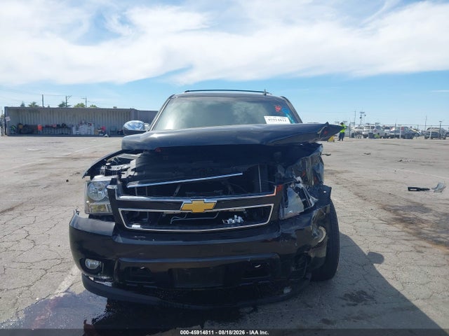 45914811 :رقم المزاد ، 1GNSKKE74DR289509 vin ، 2013 Chevrolet Suburban Ltz مزاد بيع