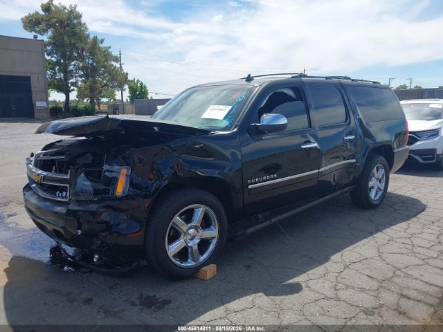 45914811 :رقم المزاد ، 1GNSKKE74DR289509 vin ، 2013 Chevrolet Suburban Ltz مزاد بيع