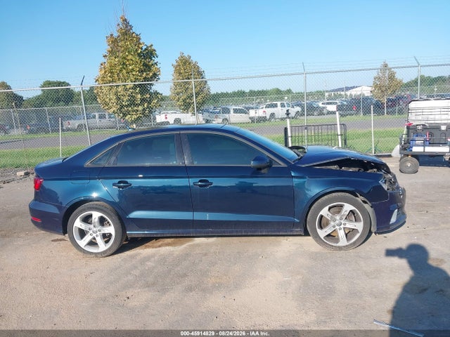 Продажа на аукционе авто 2018 Audi A3 2.0t Premium/2.0t Tech Premium, vin: WAUAUGFF5J1020458, номер лота: 45914829
