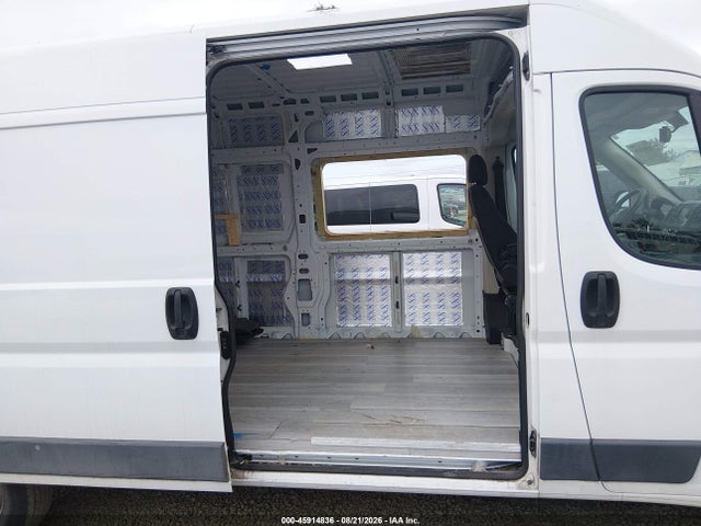 RAM Promaster 2500 High Roof 2015 3C6TRVDD2FE510466 Image 8