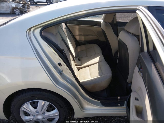 Продажа на аукционе авто 2017 Hyundai Elantra Se, vin: KMHD74LF2HU072435, номер лота: 45914929