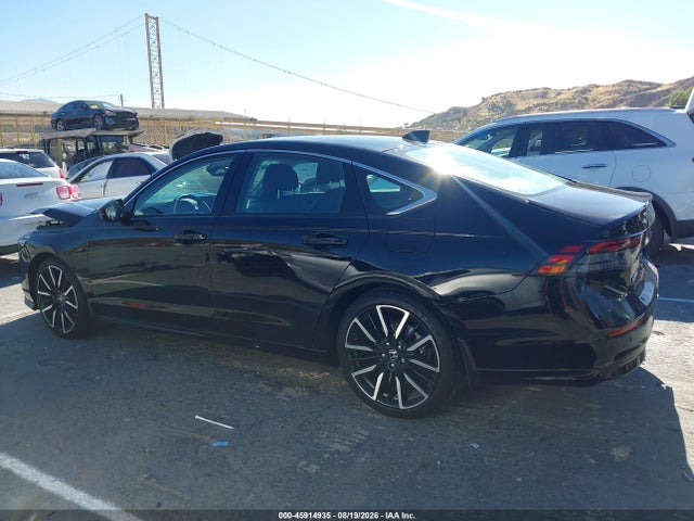 1HGCY2F86TA005878 Honda Accord Hybrid Touring