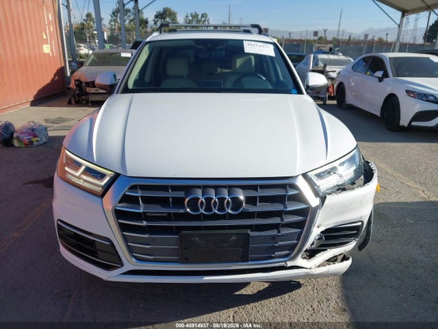 WA1BNAFY9K2053245 Audi Q5 45 Premium