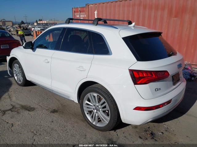 WA1BNAFY9K2053245 Audi Q5 45 Premium