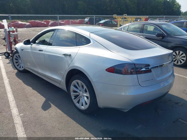 Продаж на аукціоні авто 2017 Tesla Model S 60/75, vin: 5YJSA1E18HF204622, номер лоту: 45914946