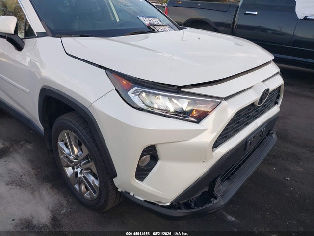 2021 Toyota Rav4 Xle Premium მანქანა იყიდება აუქციონზე, vin: 2T3A1RFV7MW226272, აუქციონის ნომერი: 45914958