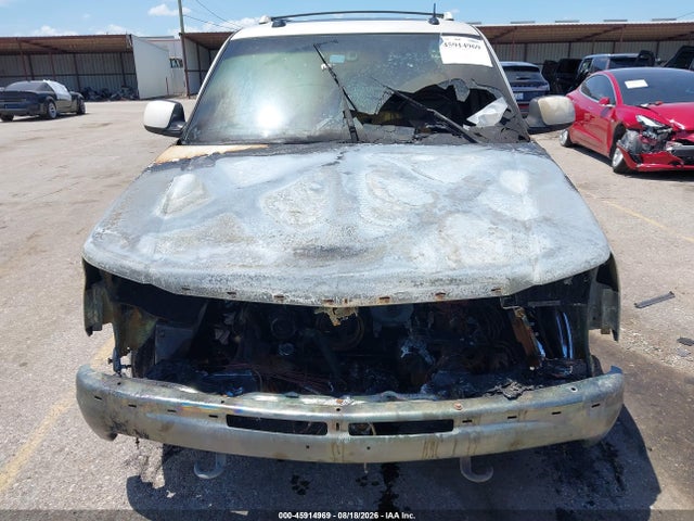 45914969 :رقم المزاد ، 3GYFK66N95G152575 vin ، 2005 Cadillac Escalade Esv Standard مزاد بيع