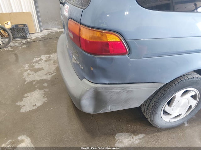 2000 Toyota Sienna Le მანქანა იყიდება აუქციონზე, vin: 4T3ZF13C5YU203460, აუქციონის ნომერი: 45915063