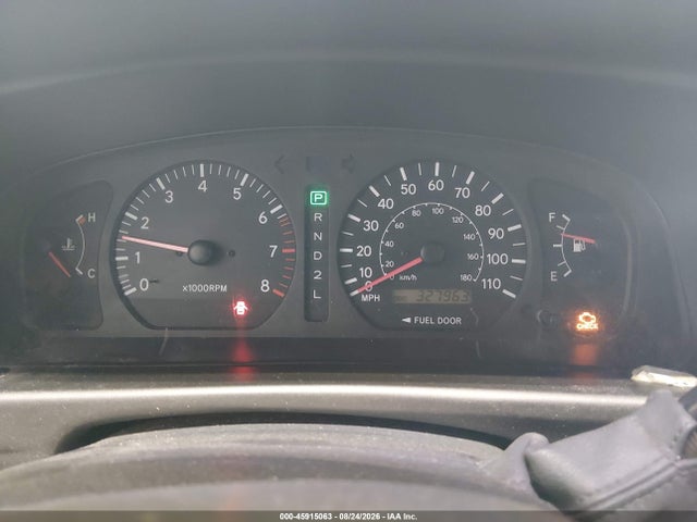 2000 Toyota Sienna Le მანქანა იყიდება აუქციონზე, vin: 4T3ZF13C5YU203460, აუქციონის ნომერი: 45915063