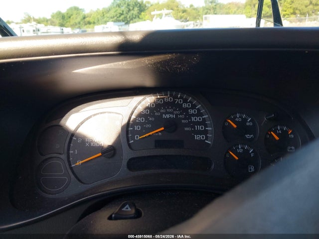 45915068 :رقم المزاد ، 1GNEK13T14J138987 vin ، 2004 Chevrolet Tahoe Ls مزاد بيع
