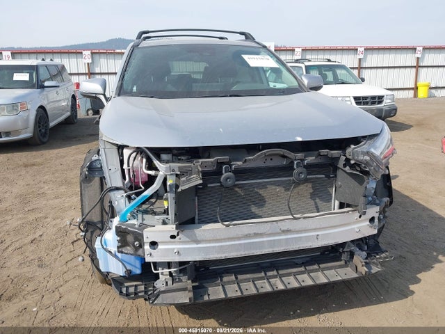 2T3P1RFV2RC484511 Toyota Rav4 Xle