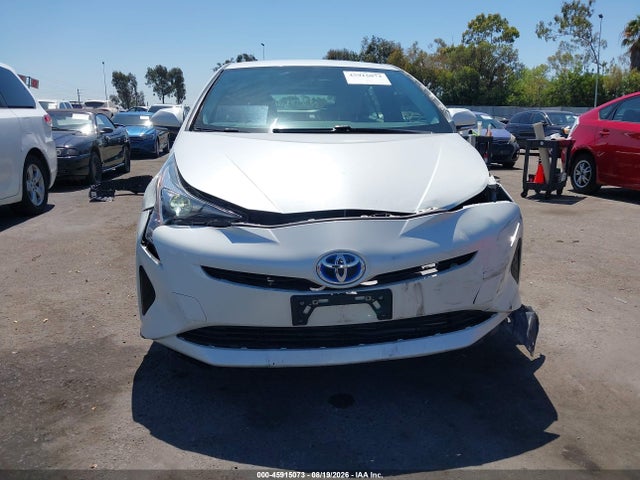Toyota Prius Two 2016 JTDKBRFU5G3006869 Image 13