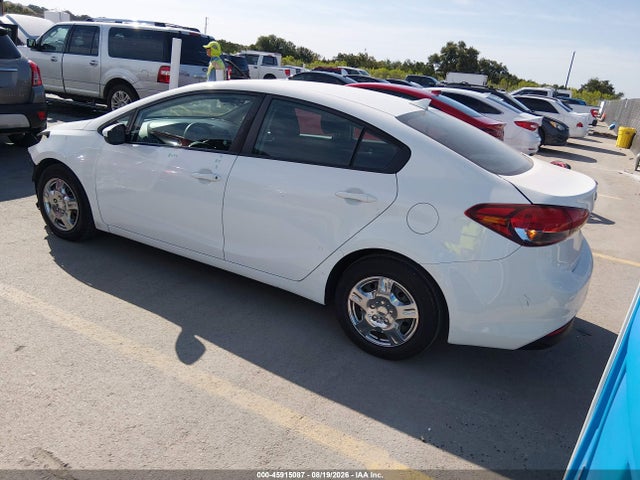 KIA FORTE LX 2017 3KPFK4A74HE076864 Image 3