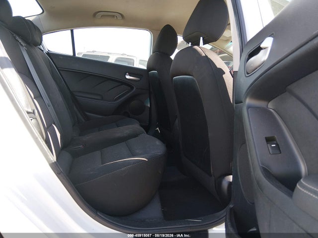 KIA FORTE LX 2017 3KPFK4A74HE076864 Image 8