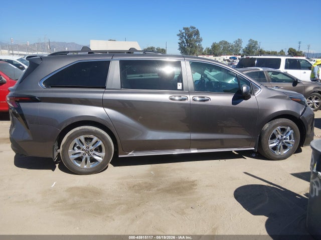 5TDJRKEC8RS186681 Toyota SIENNA XLE