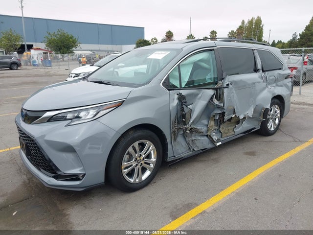 5TDXSKFC3PS077846 Toyota Sienna Xse