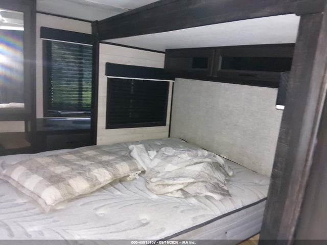 Продажа на аукционе авто 2022 Jayco Jay Flight 34rsbs, vin: 1UJBJ0BV1N1T60202, номер лота: 45915157