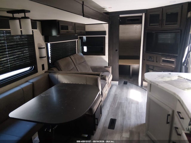 Продажа на аукционе авто 2022 Jayco Jay Flight 34rsbs, vin: 1UJBJ0BV1N1T60202, номер лота: 45915157