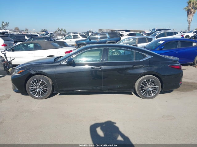 Lexus ES 300H 2023 58ADA1C15PU031308 Image 14