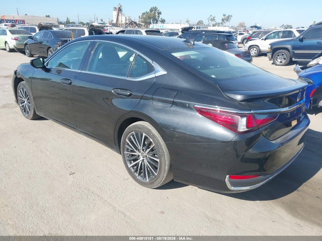 Lexus ES 300H 2023 58ADA1C15PU031308 Image 3