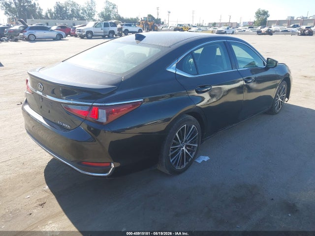 Lexus ES 300H 2023 58ADA1C15PU031308 Image 4