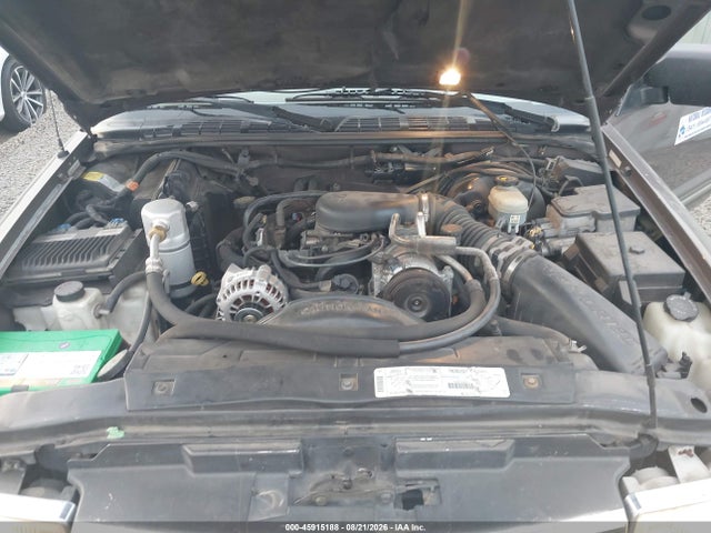 45915188 :رقم المزاد ، 1GNDT13W3X2205557 vin ، 1999 Chevrolet Blazer Ls مزاد بيع