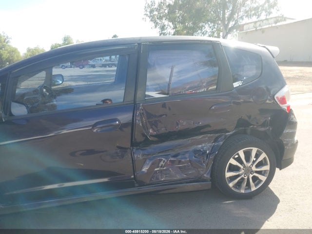 45915200 :رقم المزاد ، JHMGE8H52DC022566 vin ، 2013 Honda Fit Sport مزاد بيع