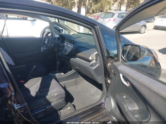 45915200 :رقم المزاد ، JHMGE8H52DC022566 vin ، 2013 Honda Fit Sport مزاد بيع