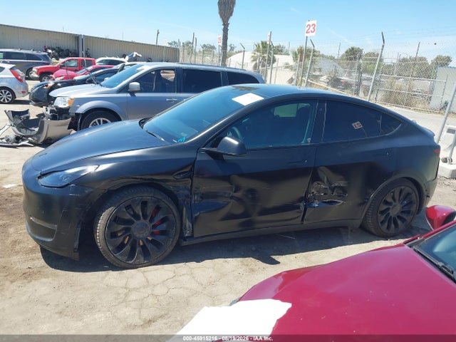 7SAYGDEF1NF523171 Tesla Model Y Performance Dual Motor All-wheel Drive