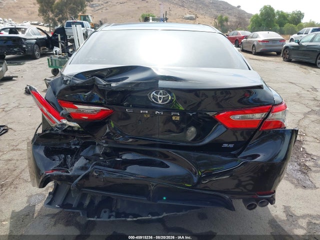 Toyota CAMRY SE 2018 4T1B11HK2JU599894 Image 16