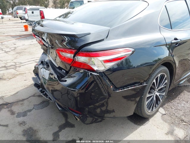 Toyota CAMRY SE 2018 4T1B11HK2JU599894 Image 18