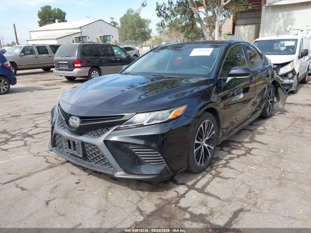Toyota CAMRY SE 2018 4T1B11HK2JU599894 Image 2