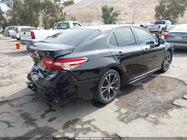 Toyota CAMRY SE 2018 4T1B11HK2JU599894 Image 4