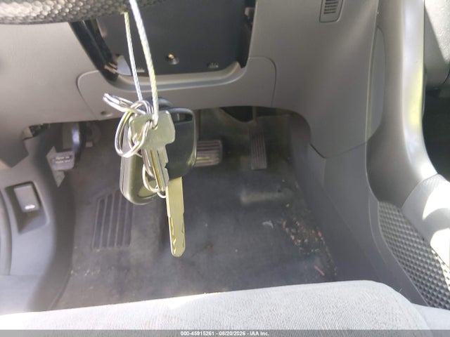 Продажа на аукционе авто 2004 Honda Pilot Ex, vin: 2HKYF184X4H527549, номер лота: 45915261