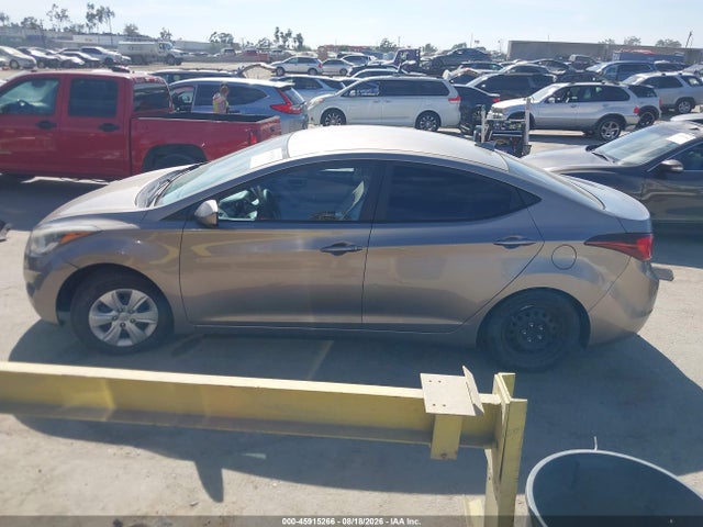 Hyundai ELANTRA SE 2016 5NPDH4AE9GH773266 Image 15