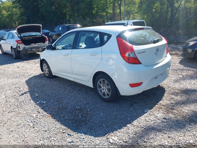 45915299 :رقم المزاد ، KMHCT5AE8DU084610 vin ، 2013 Hyundai Accent Gs مزاد بيع