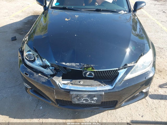 45915326 :رقم المزاد ، JTHFE2C29B2505576 vin ، 2011 Lexus Is 350c مزاد بيع