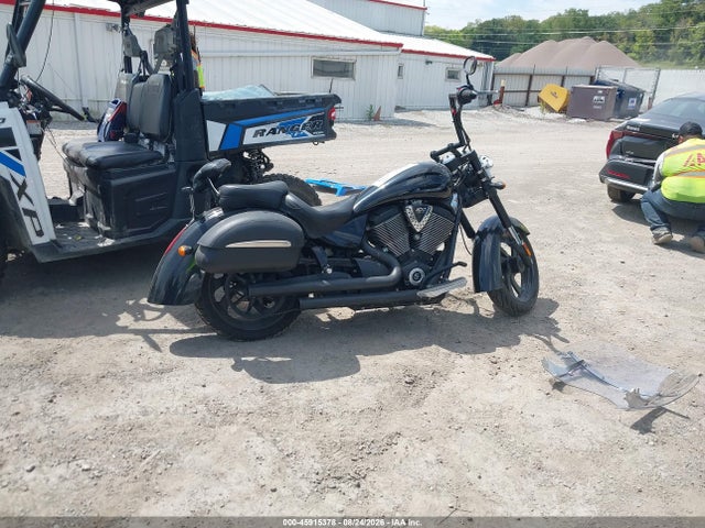45915378 :رقم المزاد ، 5VPPB26D783001799 vin ، 2008 Victory Motorcycles Kingpin 8-ball مزاد بيع