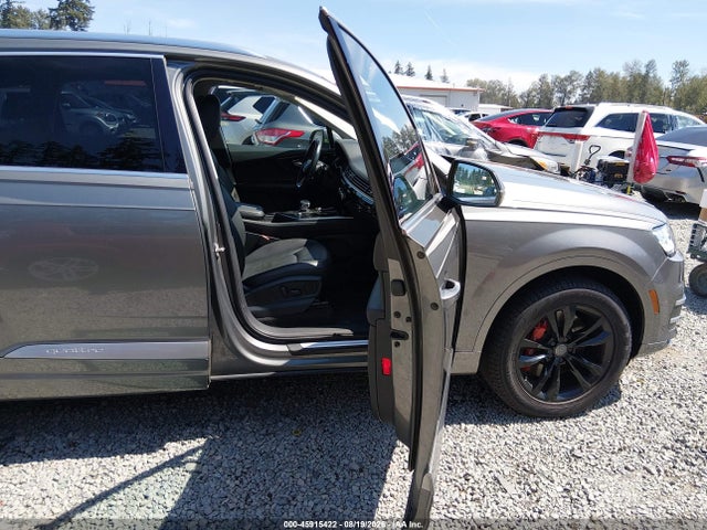 Audi Q7 3.0t Premium 2017 WA1AAAF76HD004094 Image 5