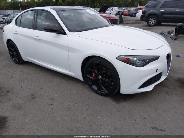 Alfa Romeo Giulia Ti Rwd 2020 ZARFAMBN8L7634665 Image 1