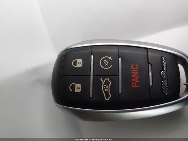 Alfa Romeo Giulia Ti Rwd 2020 ZARFAMBN8L7634665 Image 11
