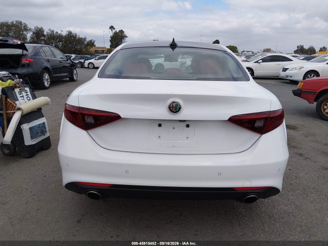 Alfa Romeo Giulia Ti Rwd 2020 ZARFAMBN8L7634665 Image 16