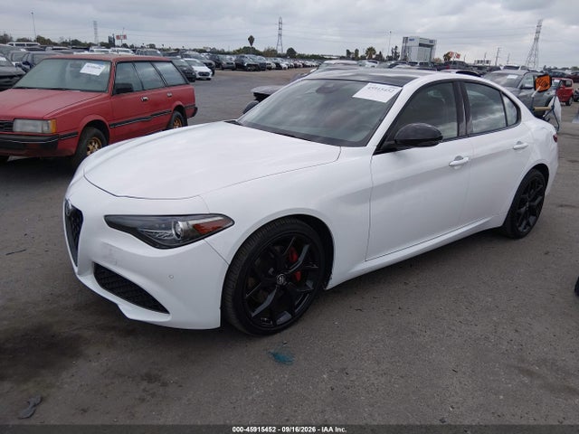 Alfa Romeo Giulia Ti Rwd 2020 ZARFAMBN8L7634665 Image 2