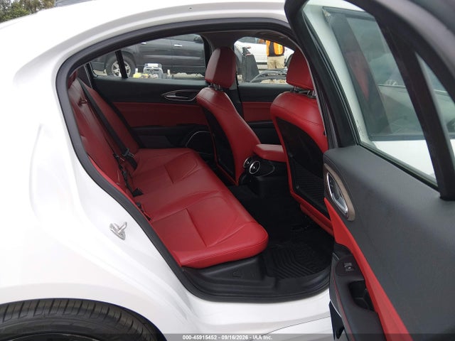 Alfa Romeo Giulia Ti Rwd 2020 ZARFAMBN8L7634665 Image 8