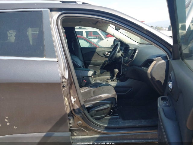 45915468 :رقم المزاد ، 1C4PJLCB6GW297616 vin ، 2016 Jeep Cherokee Latitude مزاد بيع