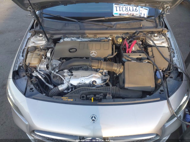 WDD3G4EB9KW017525 Mercedes-Benz A 220